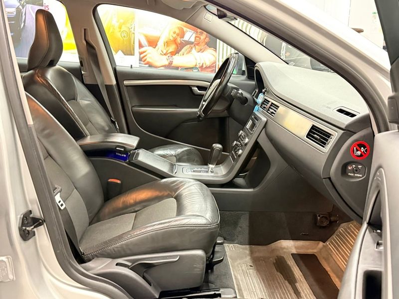 Volvo V70 bild 4