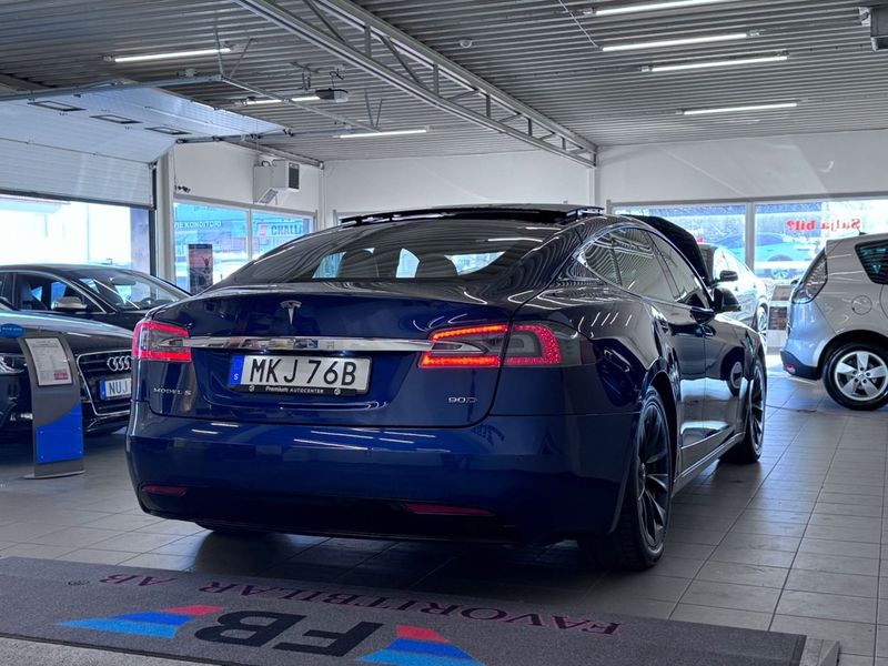 Tesla Model S bild 18