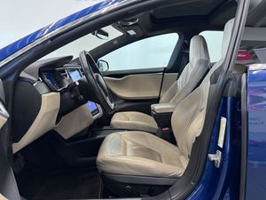 Tesla Model S bild 2