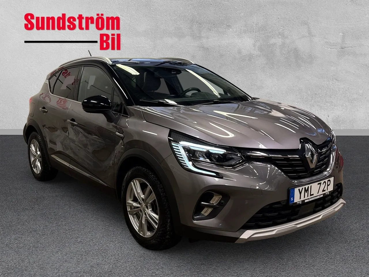 Vehicle image 7