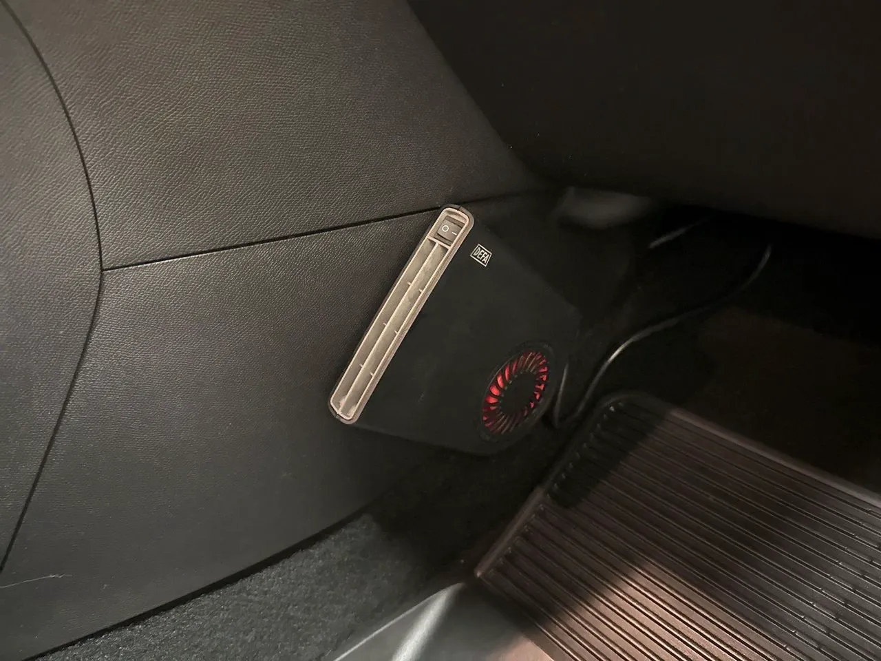Vehicle image 22