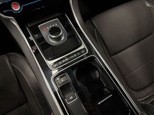 Jaguar XF bild 21