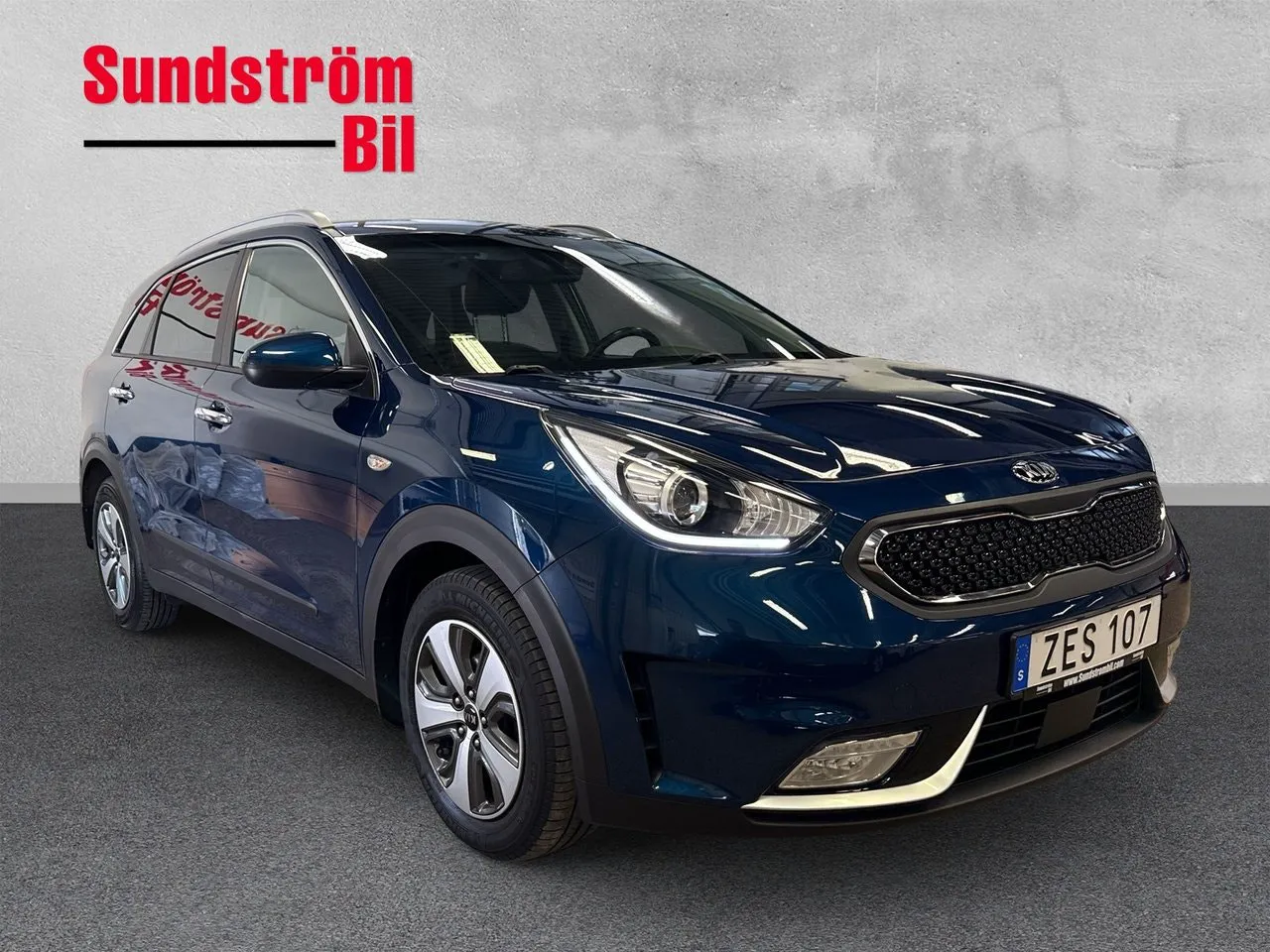 Vehicle image 7