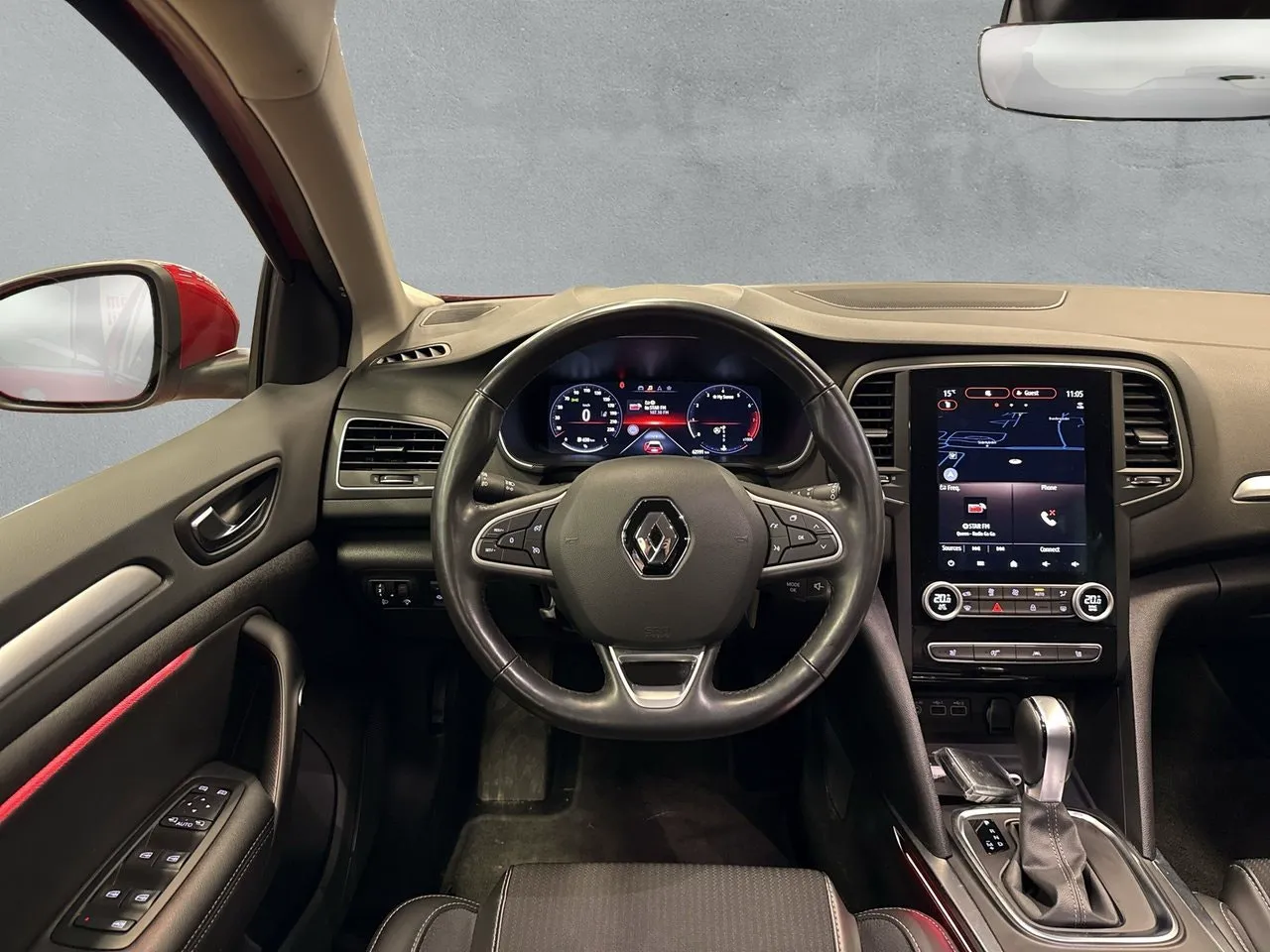 Vehicle image 13