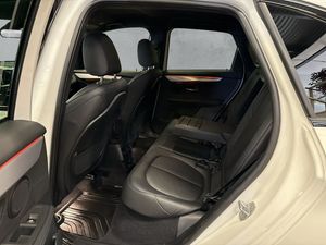 BMW 225 bild 13