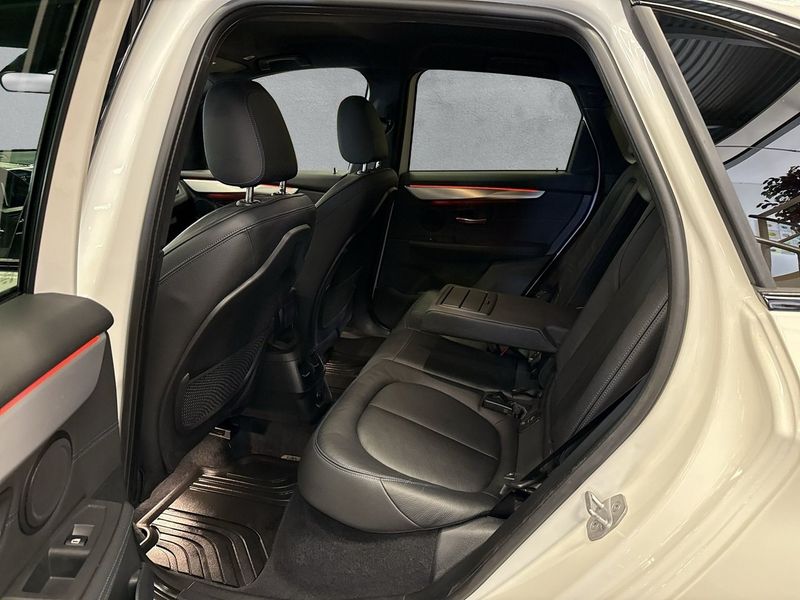 BMW 225 bild 13