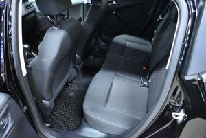 Peugeot 208 bild 12