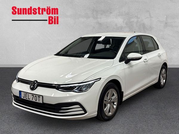 Volkswagen Golf 1.0 TSI 110Hk P-sensorer/Nav 5D - 2021
