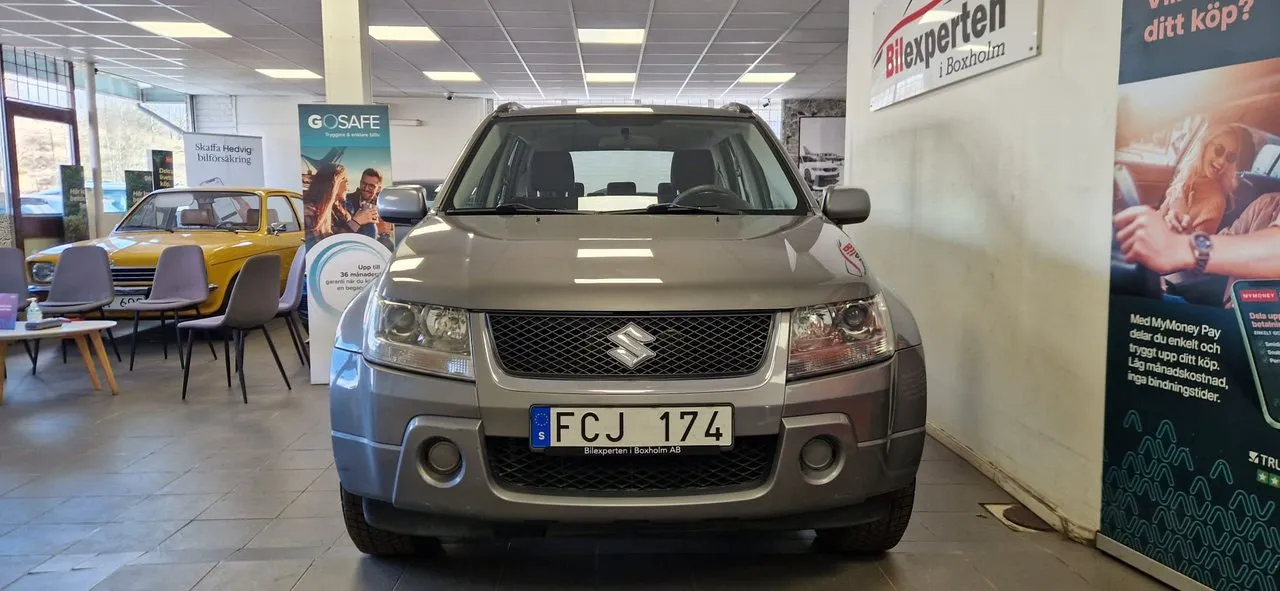Vehicle image 1