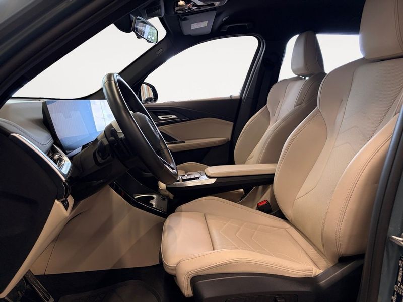 BMW X1 bild 9