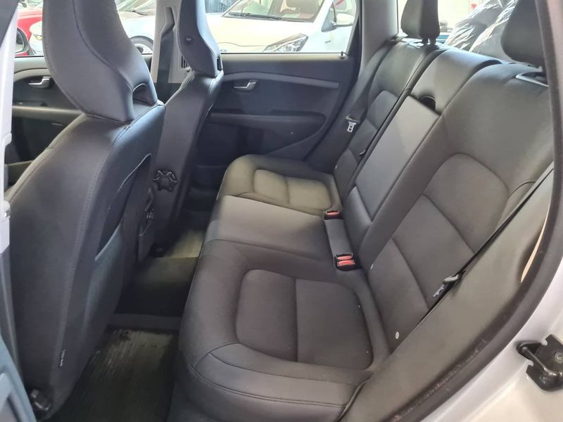 Volvo V70 bild 8