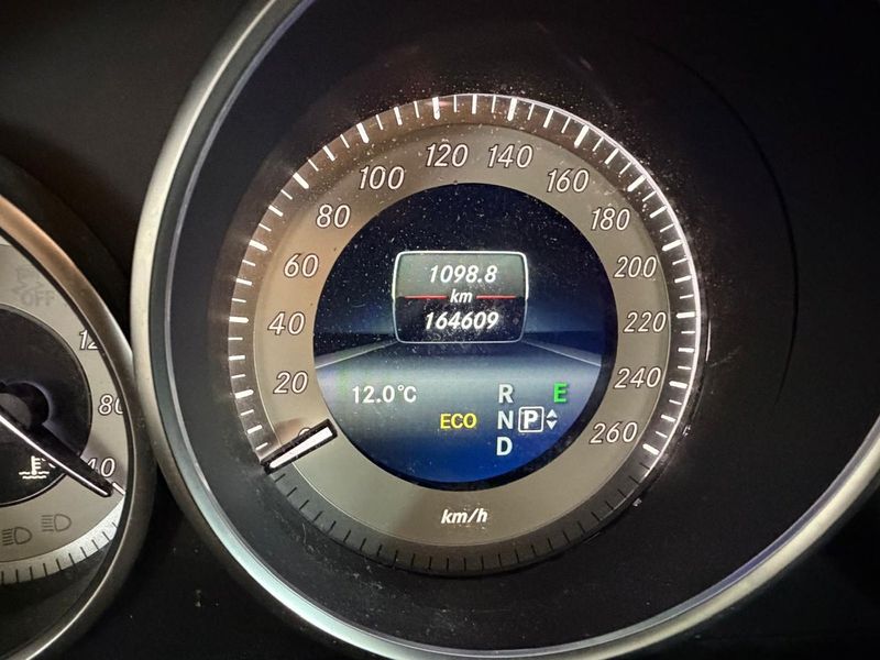 Mercedes E220 bild 11