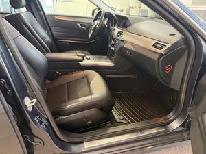 Mercedes E220 bild 9