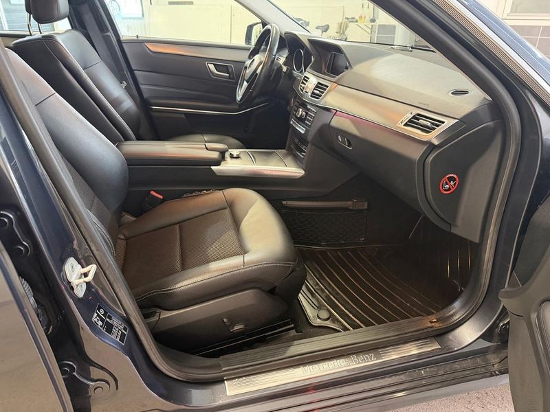 Mercedes E220 bild 9