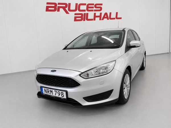 Ford Focus 1.6 TDCi Trend , Ny kamremsats och vatten pump - 2015