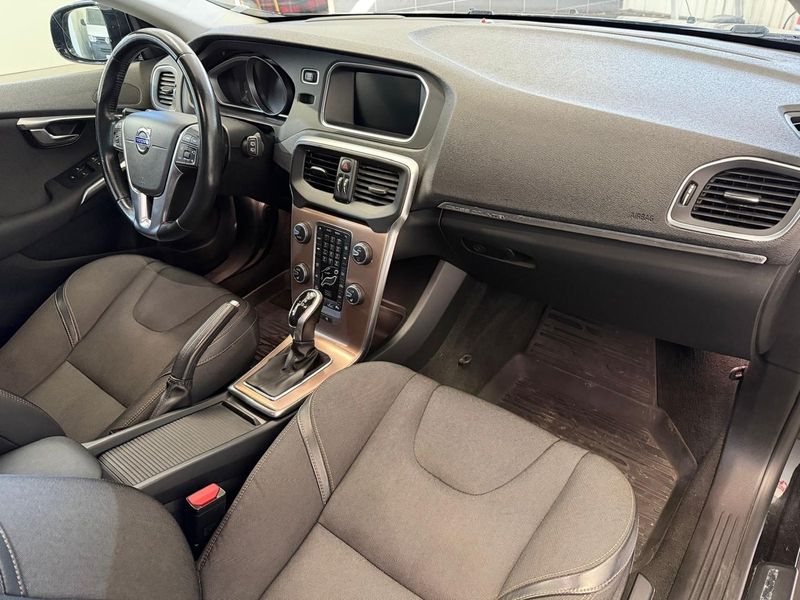 Volvo V40 bild 6