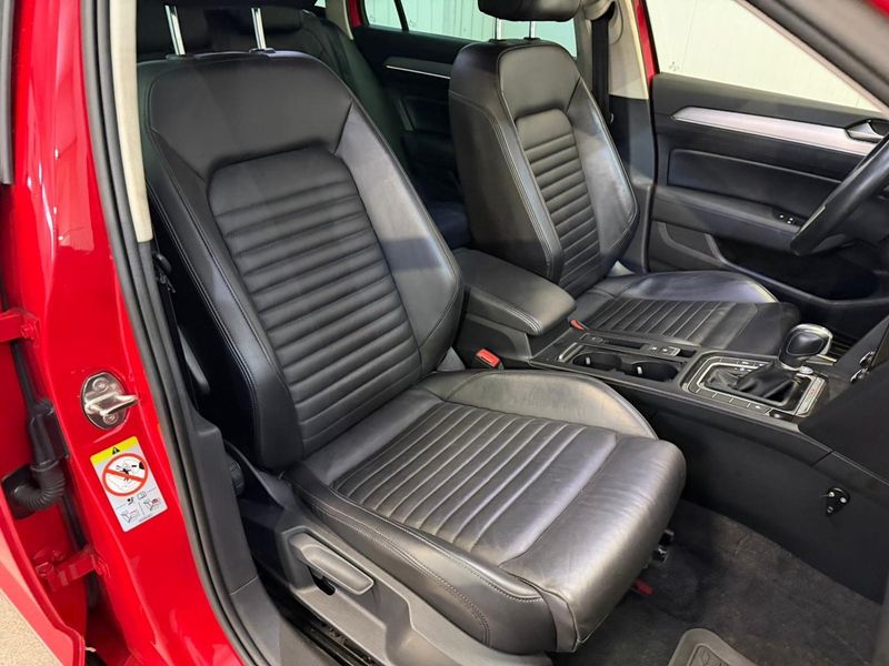Volkswagen Passat bild 8