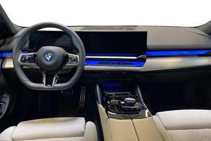 BMW 530 bild 8