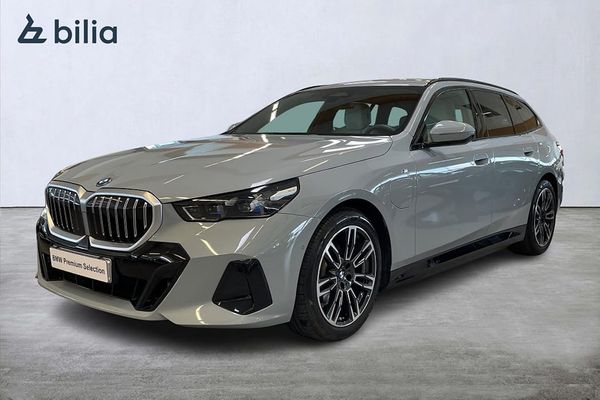 BMW 530 e xDrive Touring M Sport Värmare H/K Adaptiv farth. Drag - 2025