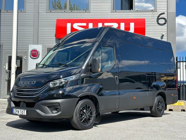 Iveco Daily 35S21 Van 3.0 210 hk Hi-Matic | Backkamera | SE SPEC - 2026