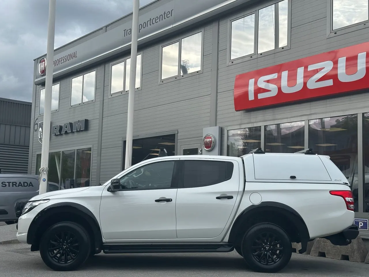Vehicle image 2