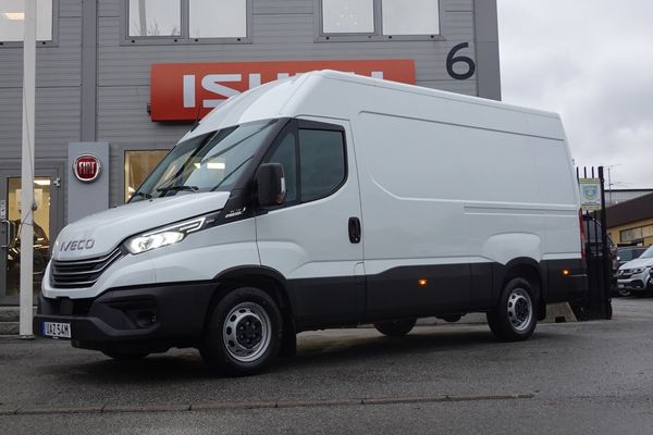 Iveco Daily Fri service 36 mån | 35S14 12m3 Fastlane 140 hk Automat - 2026