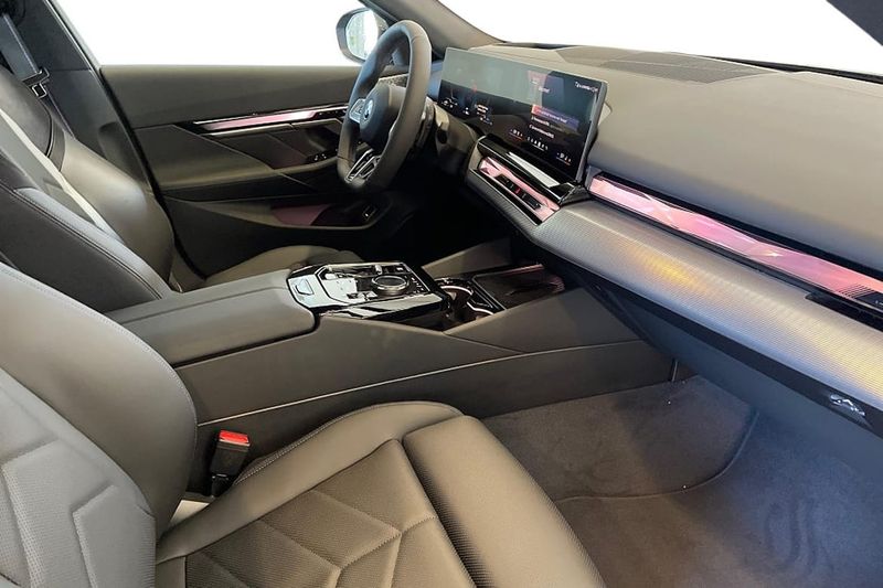 BMW 530 bild 12