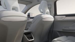 Volvo ES90 bild 26