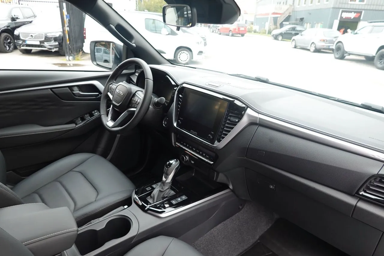Vehicle image 20