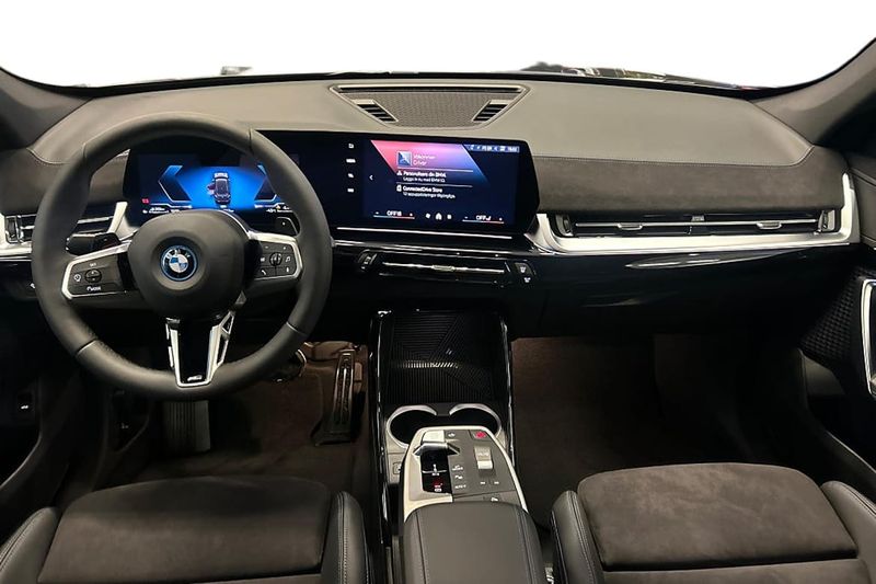 BMW X1 bild 8
