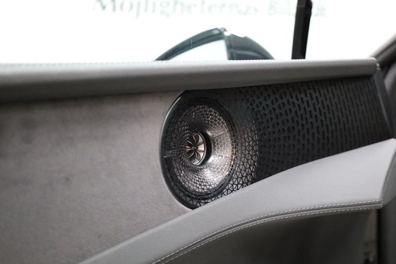 Lotus Emeya bild 26