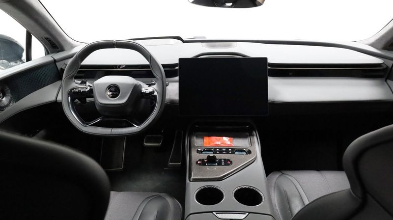 Lotus Emeya bild 2