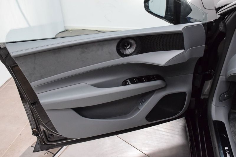 Lotus Emeya bild 15