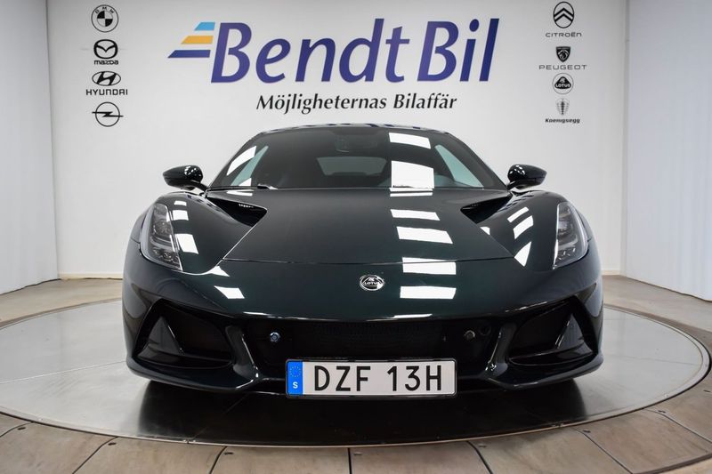 Lotus Emira bild 2
