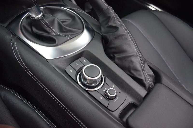 Mazda MX-5 bild 23