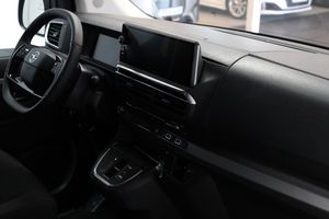 Opel Vivaro bild 17