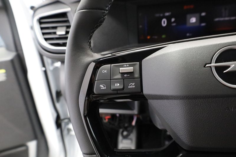 Opel Vivaro bild 22