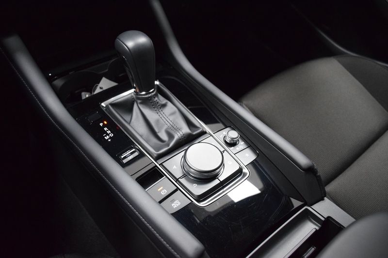 Mazda 3 bild 6