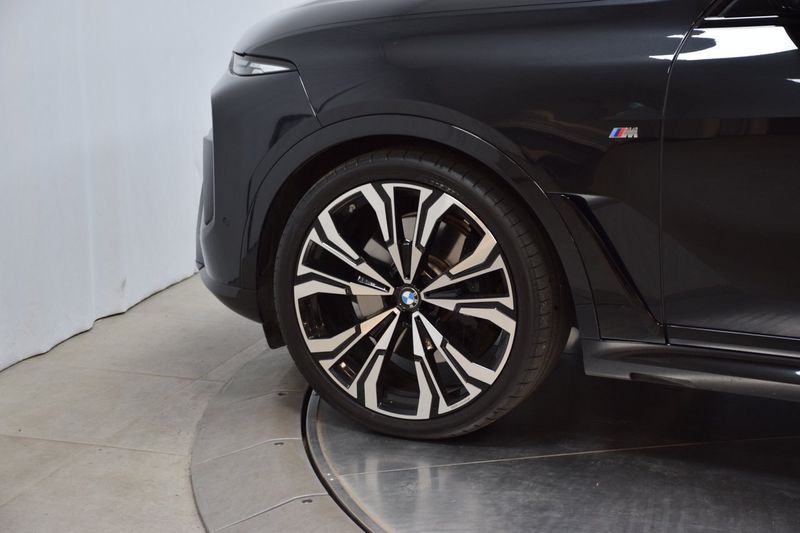 BMW X7 bild 30