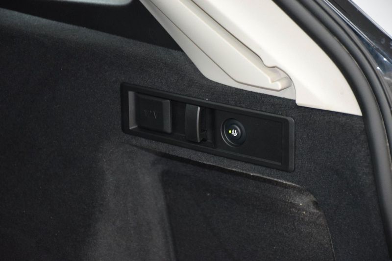 BMW 330 bild 15