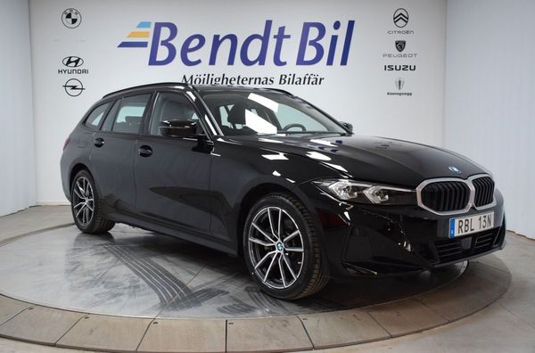 BMW 330 e xDrive Touring | Adaptiv farthållare| Drag - 2025