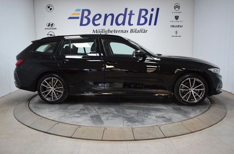 BMW 330 bild 17