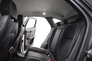 Jaguar F-Pace bild 24