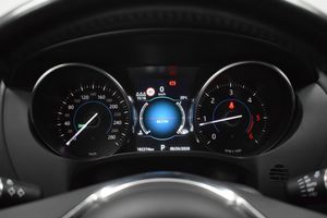 Jaguar F-Pace bild 16