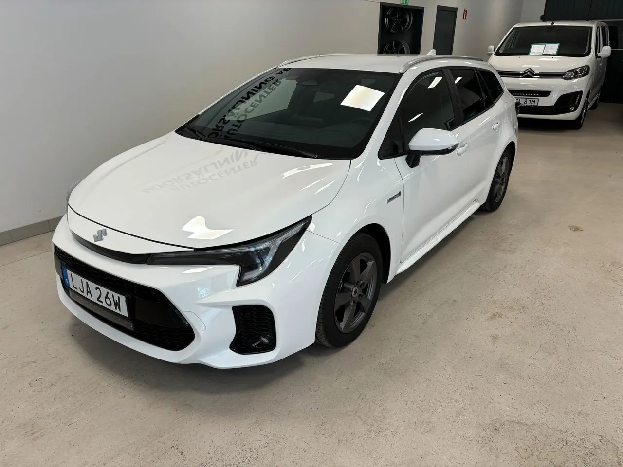 Vehicle image 1