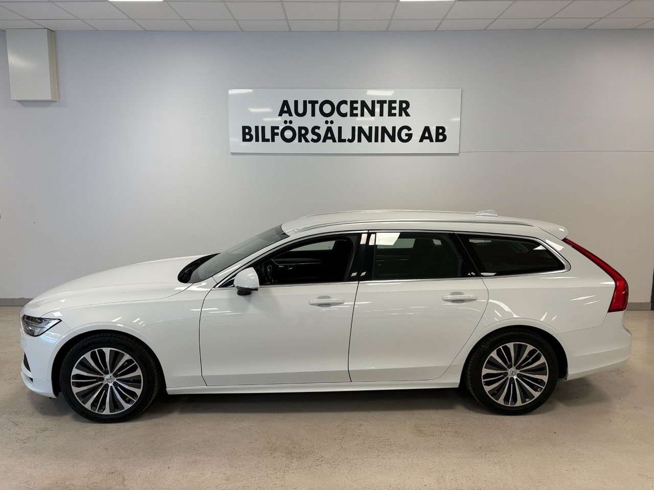 Volvo V90