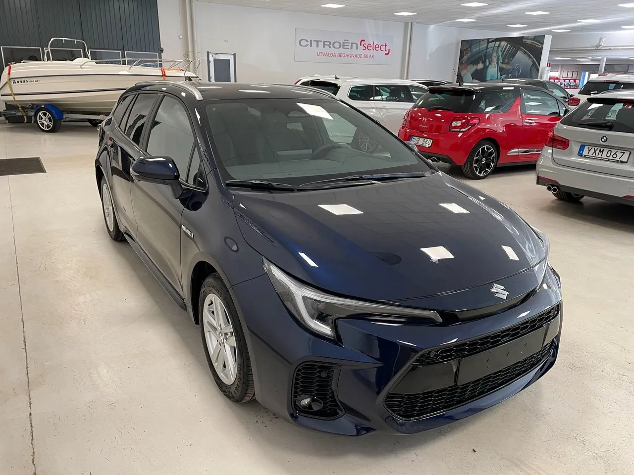 Vehicle image 2