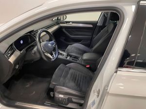 Volkswagen Passat bild 7