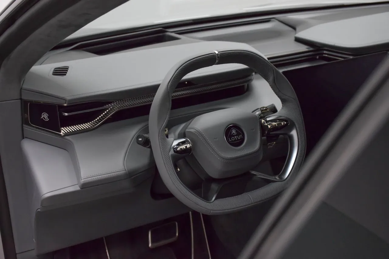 Vehicle image 21