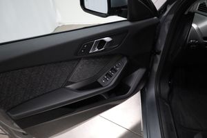 BMW 120 bild 11